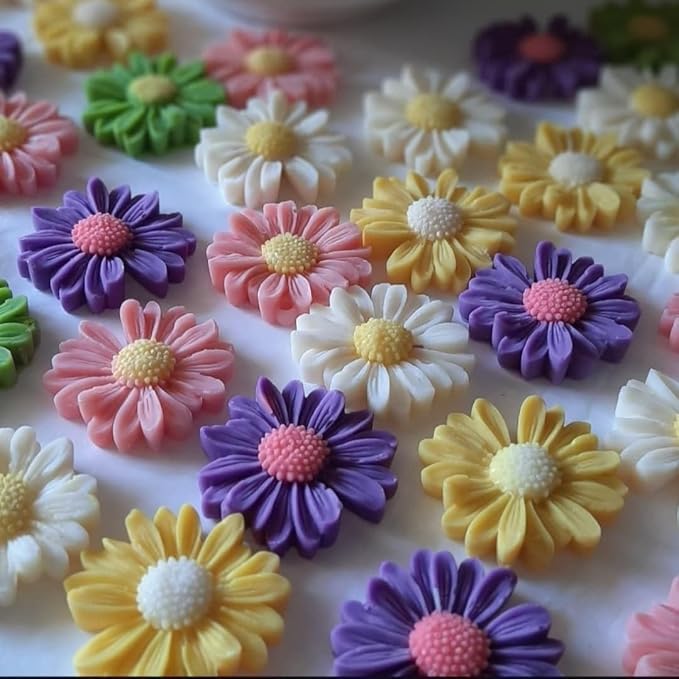 Daisy Flower Scented Candle Set of 4 – Handcrafted Floral Soy Wax Candles