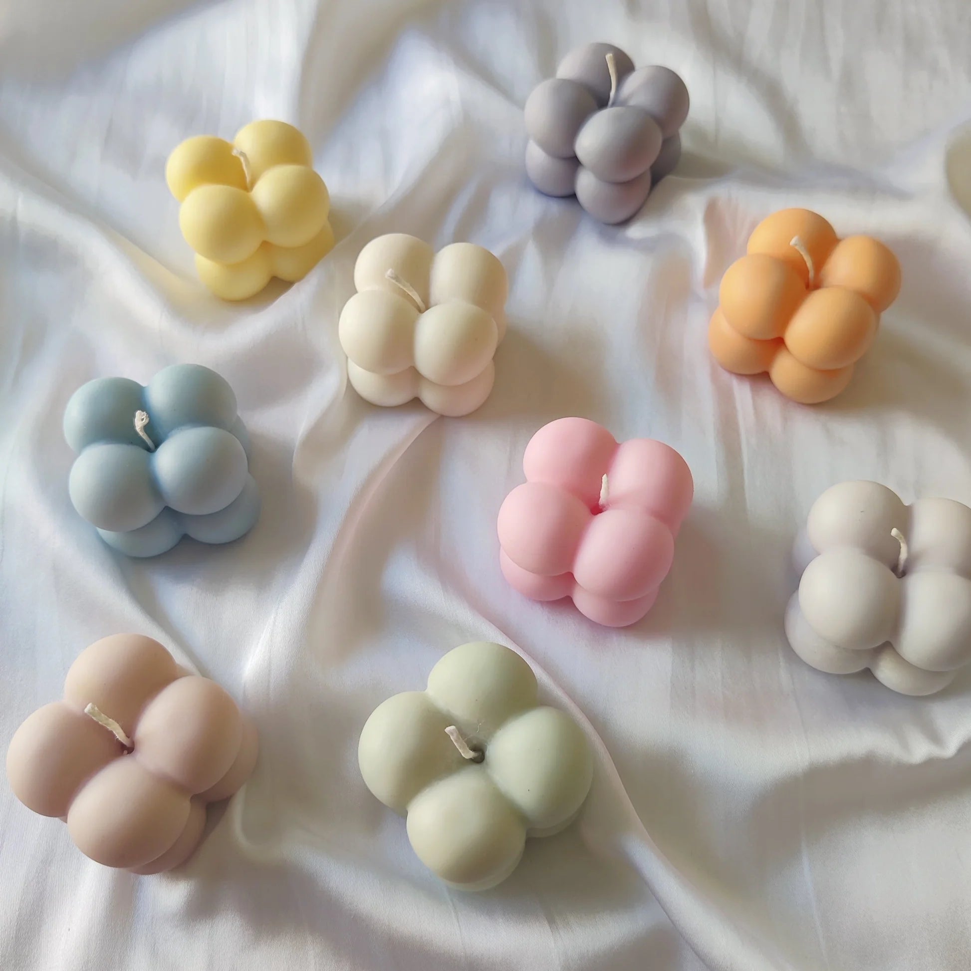 Pack of 4 Smooth Fragranced Bubble Candles