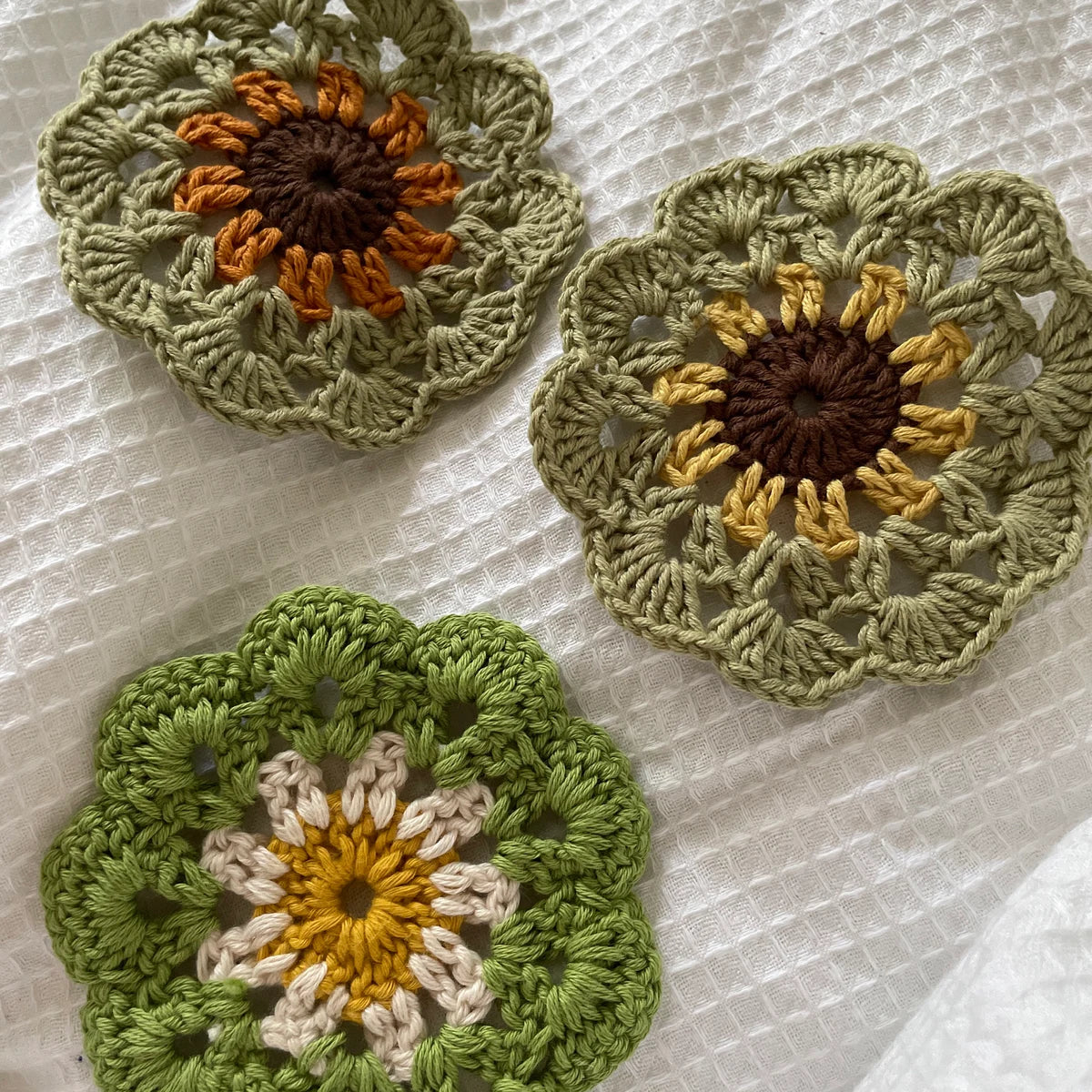 Tea Coaster Crochet Pattern – A Delicate Handmade DIY Craft for Your Tea Party